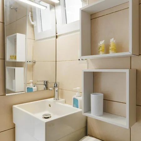 Pine In The Sea Ii Boutique Apartment-nikiti 公寓式酒店